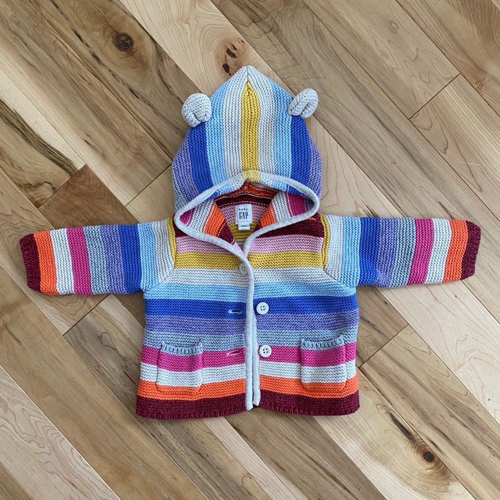 Gap baby knit bear sweater, size 0-3m